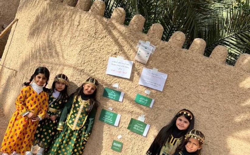 بمناسبة ذكرى يوم التأسيس السعودي<br>أطفال الروضة السابعة بحائل  برحلة لحير 